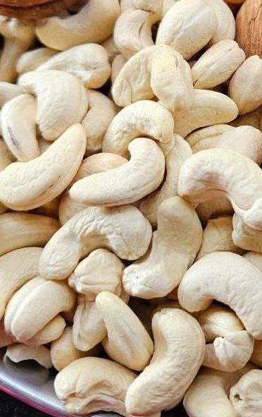 কাজুবাদাম বড় সাইজ